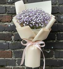 Букет цветов из:  Гипсофила в Рождественском