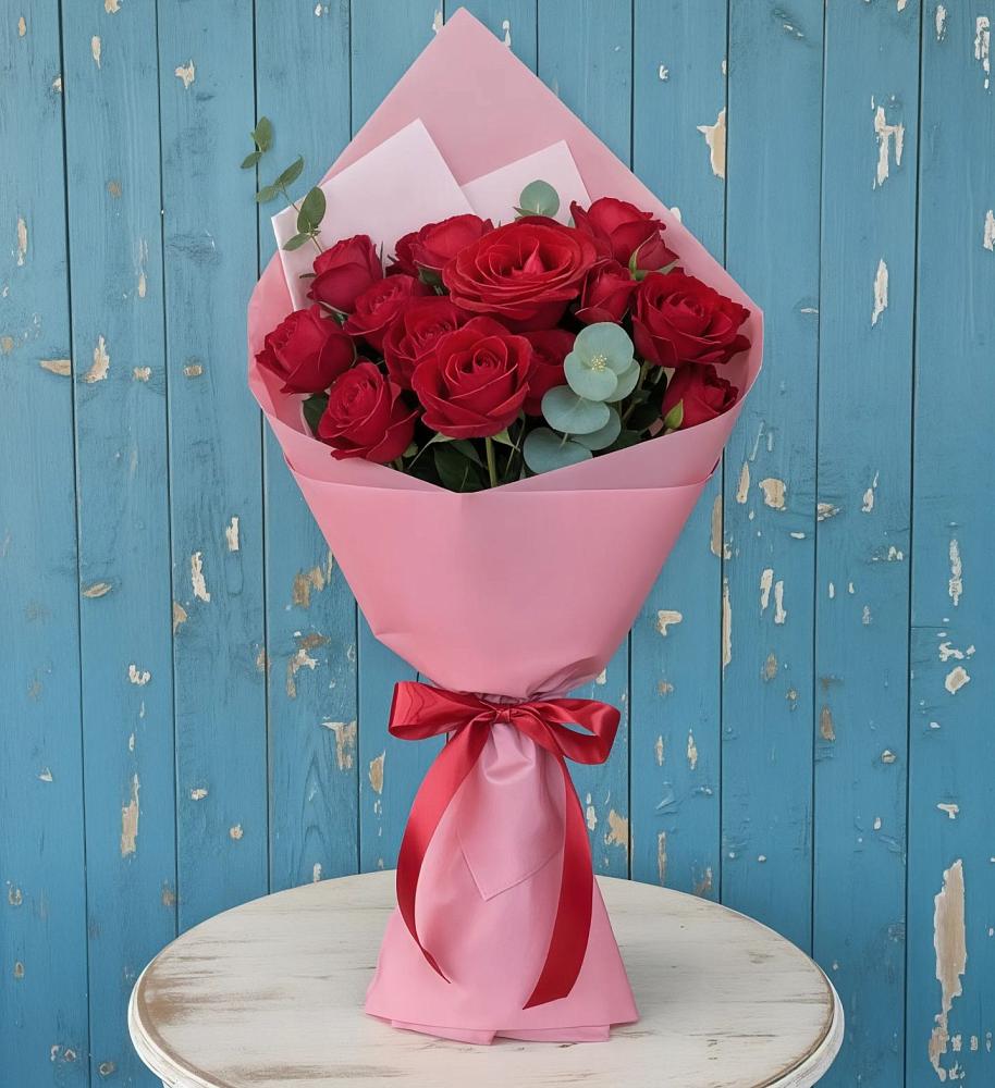 Букет цветов из: Розы в Рождественском