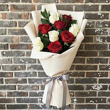 Букет цветов из:  Розы в Рождественском