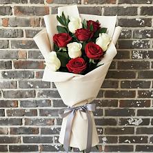 Букет цветов из:  Розы в Рождественском