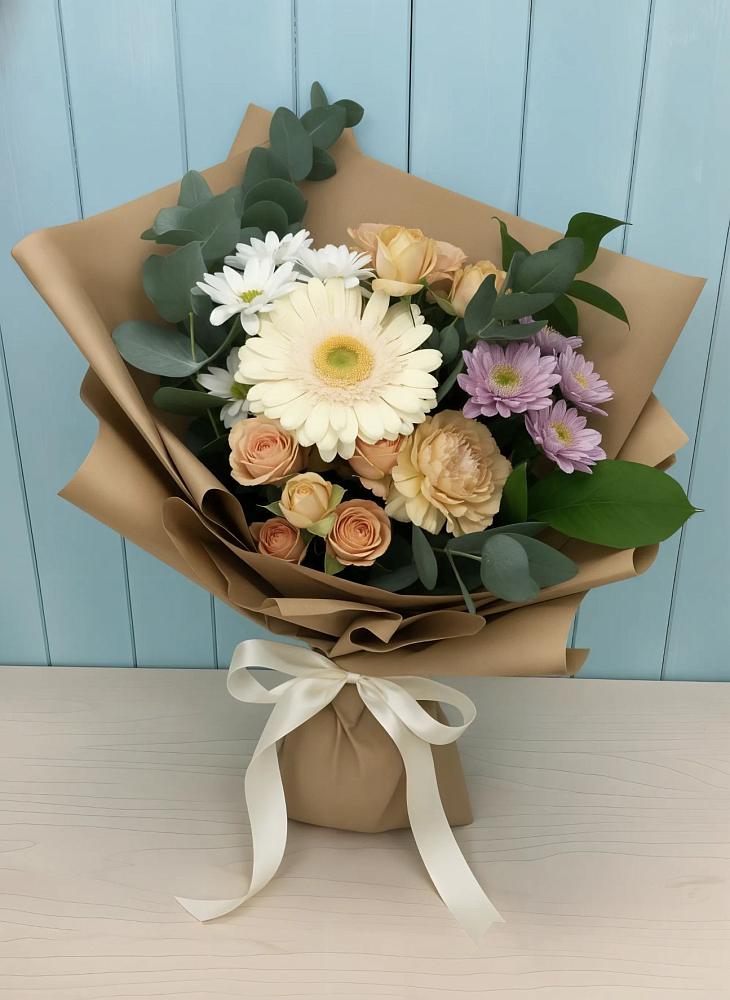 Букет цветов из: Герберы и Хризантемы в Рождественском