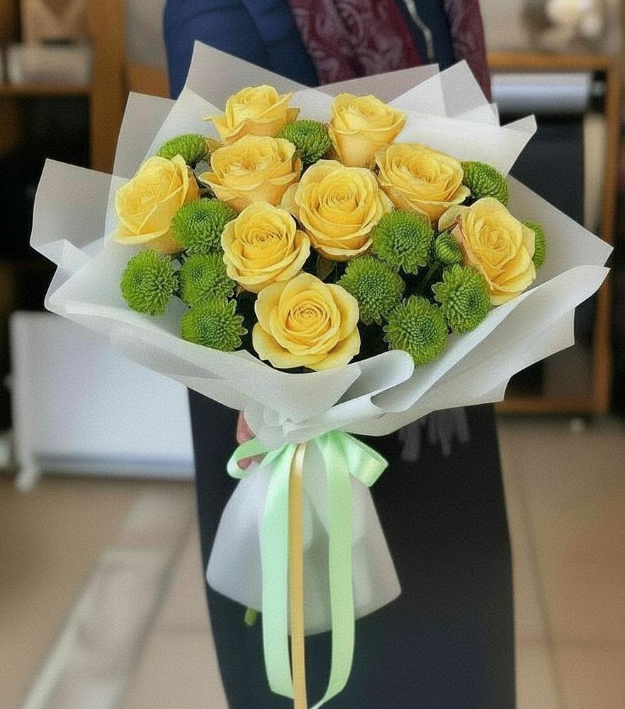 Букет цветов из: Хризантемы и Розы в Рождественском