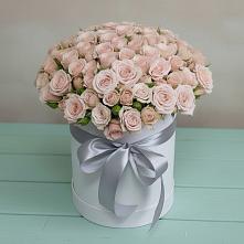 Цветочная композиция из Розы в шляпной коробке #REPLACE_PRED# Рождественском