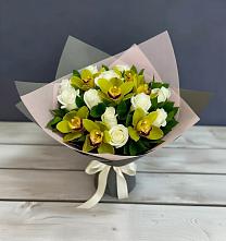 Букет цветов из:  Орхидеи и Розы в Рождественском