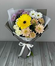 Букет цветов из:  Розы, Герберы и Хризантемы в Рождественском