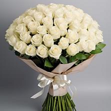Букет 101 беля роза Белоснежка в Рождественском