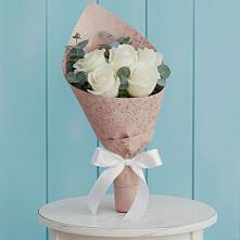 Букет цветов из:  Розы #REPLACE_PRED# Рождественском