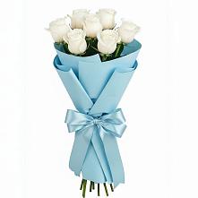 Букет 7 белых роз Проуд в Рождественском