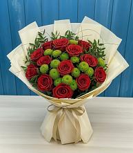 Букет цветов из:  Розы и Хризантемы #REPLACE_PRED# Рождественском