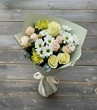 Букет цветов из:  Альстромерии, Розы и Хризантемы в Рождественском