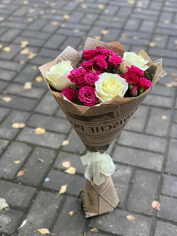Букет цветов из: Розы в Рождественском