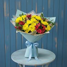 Букет цветов из:  Альстромерии и Хризантемы в Рождественском