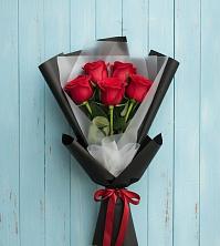 Букет цветов из:  Розы в Рождественском
