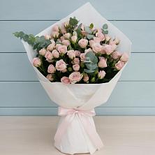 Букет цветов из:  Розы в Рождественском