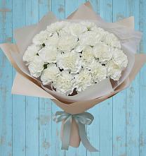 Букет цветов из:  Гвоздики в Рождественском
